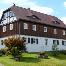 Wohnstallhaus und Scheune eines Hakenhofes Altlöbau, Altlöbauer Straße 51