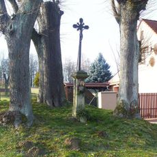 Kříž u domu Stříbrohorská 604 v Šluknově