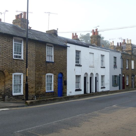 32-68, St Peter's Place