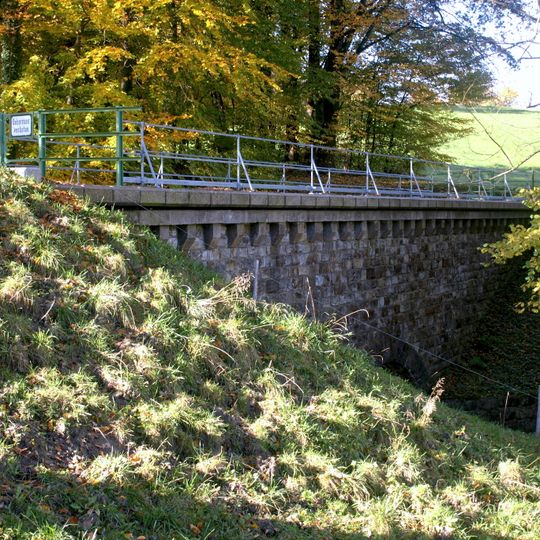 Hansingerbrücke, Einsteigturm 68 Kilb