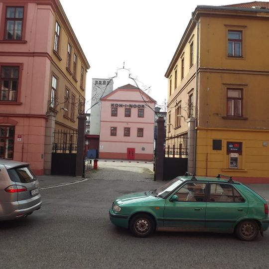 Vstupní brána tužkárny Hardtmuth