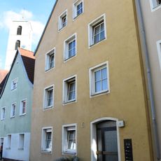 Pfarrgasse 8