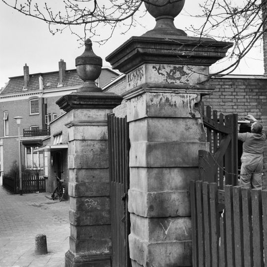 Gate Kerkplein, Almelo