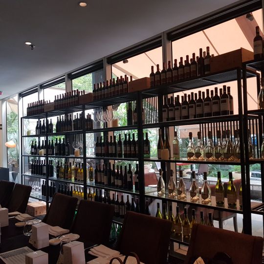 ZENZERO Restaurant & Wine Bar
