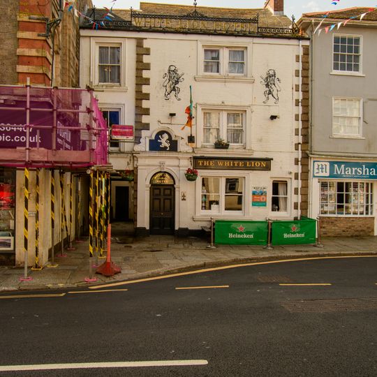 White Lion Hotel