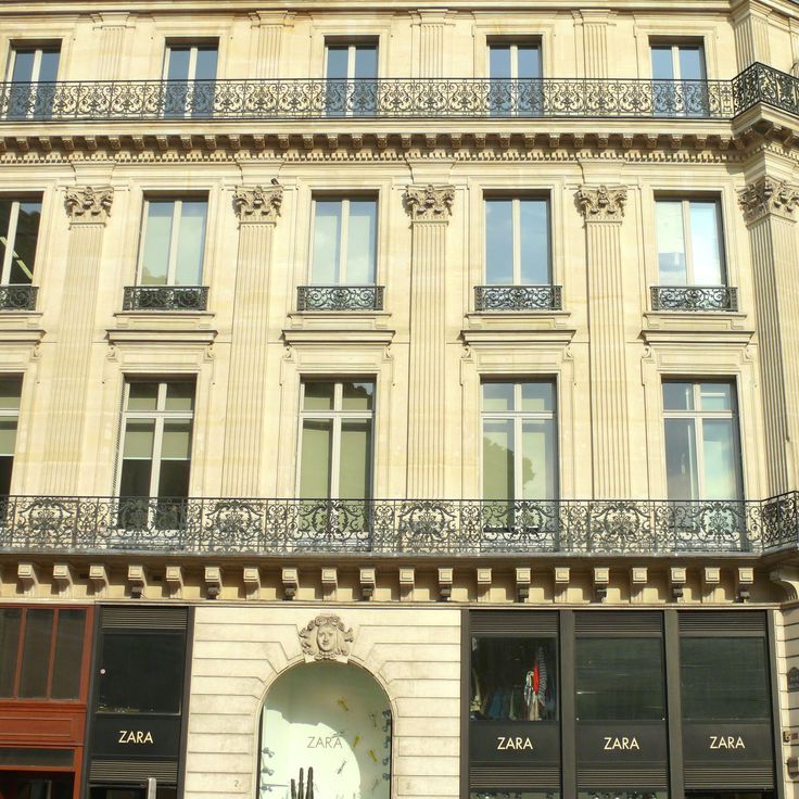 Immeubles aux abords de l'Opéra
