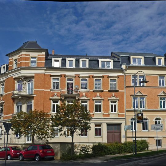 Mietshaus in halboffener Bebauung Pulsnitzer Straße 3