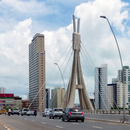 Ponte Estaiada da Via Mangue