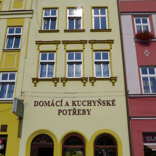 Mírové náměstí 125, pův. 126