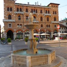 Fontana di piazza San Vito
