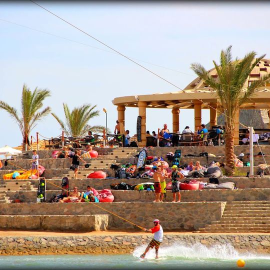 سلايدرز كيبل بارك الجونة