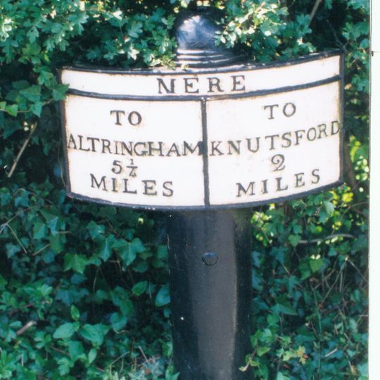 Milepost, S of Mereheath Lane jct