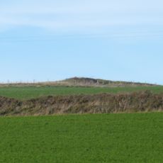Long barrow on King's Play Hill, 430m north west of Hill Cottage