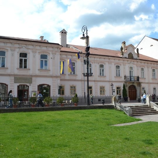 Biskupská rezidencia, dom meštiansky