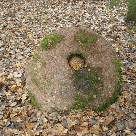 Erslos akmuo su dubeniu