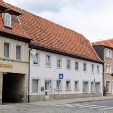 Wohn- und Geschäftshaus