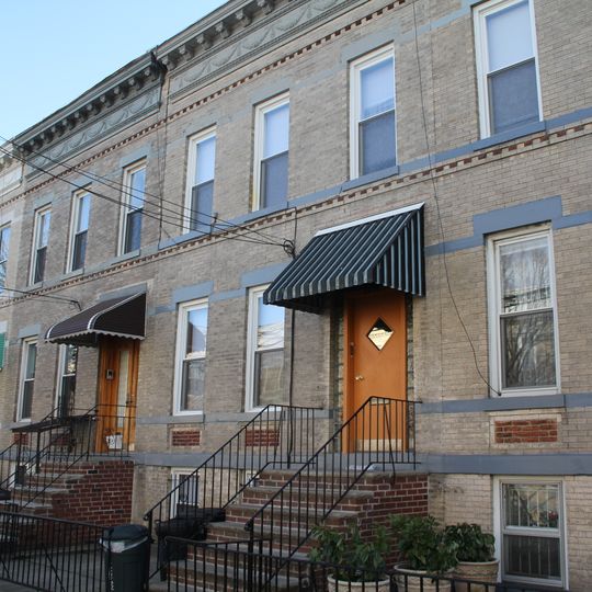 Madison-Putnam-60th Place Historic District