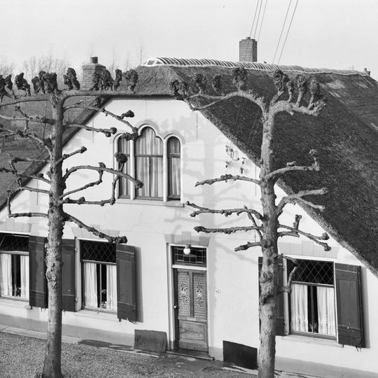 Lekdijk West 67, Lopik