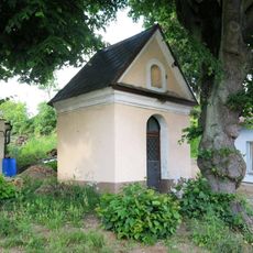 Kaple na odbočce z Pelclova nábřeží v Rychnově nad Kněžnou