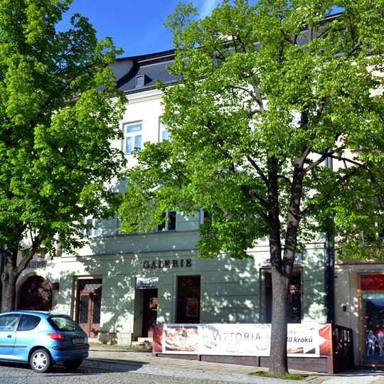 Masarykovo náměstí 18