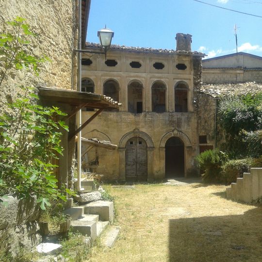 Castello Piccolomini