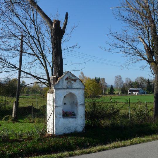 Kaplička jižně od Mříče