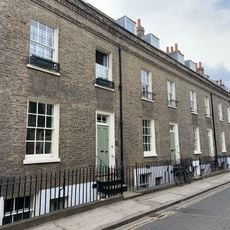 7-11, Malcolm Street