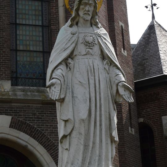 Statue of Sacred Heart of Jesus Christ