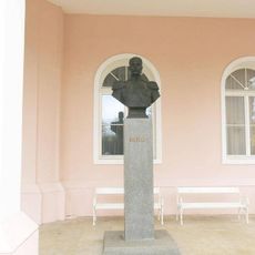 Busta Mikuláše I. v podloubí Císařských lázní v Teplicích