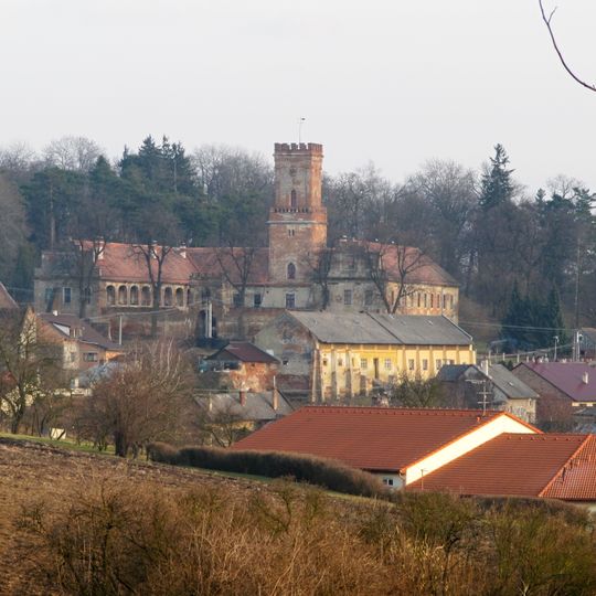 Dřínov Castle