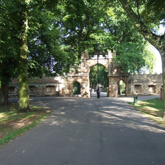 North Guannock Gate and portion of Town Wall