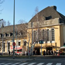 Station building Frankfurt-Höchst
