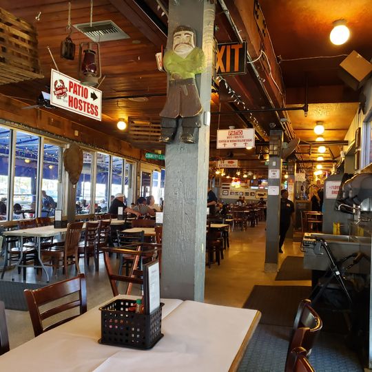 Rustic Inn Crabhouse