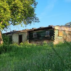 Wohnstallhaus (Umgebinde) Irgersdorf 12 (neben) (nördlich von Wohnhaus Nr. 12)