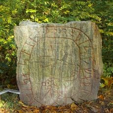 Södermanlands runinskrifter 240