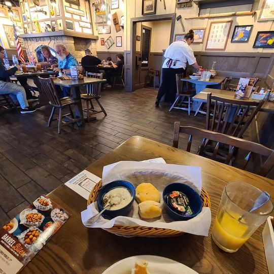 Cracker Barrel Old Country Store