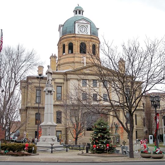 Tuscarawas County Courthouse