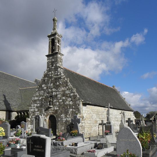 Dirinon Parish close