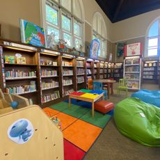 Tottenville Library