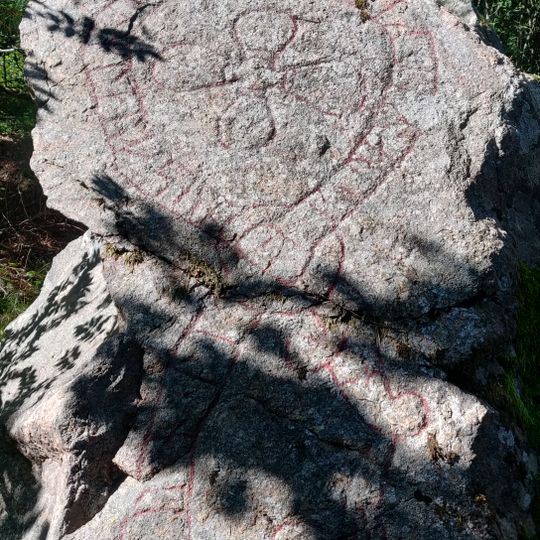 Södermanlands runinskrifter 332