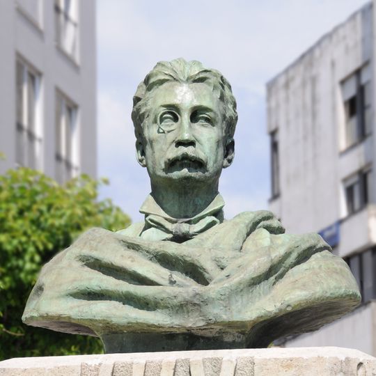 Bust of João Penha