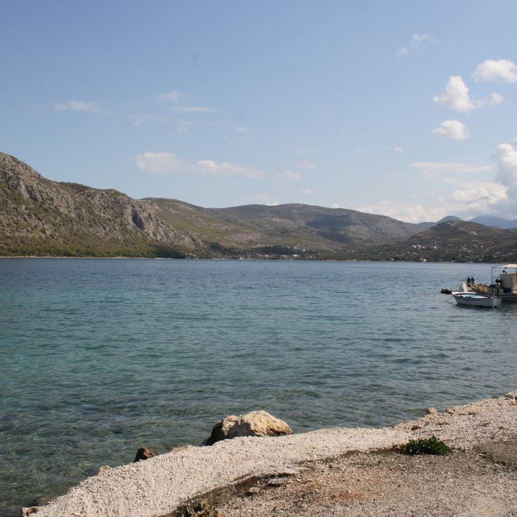 Vouliagmeni lake