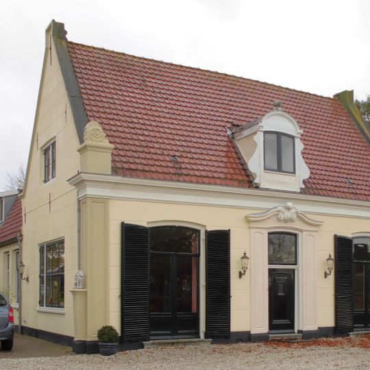 Oud-Loosdrechtsedijk 15, Loosdrecht