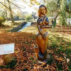 Socha Yvonky v Kytíně