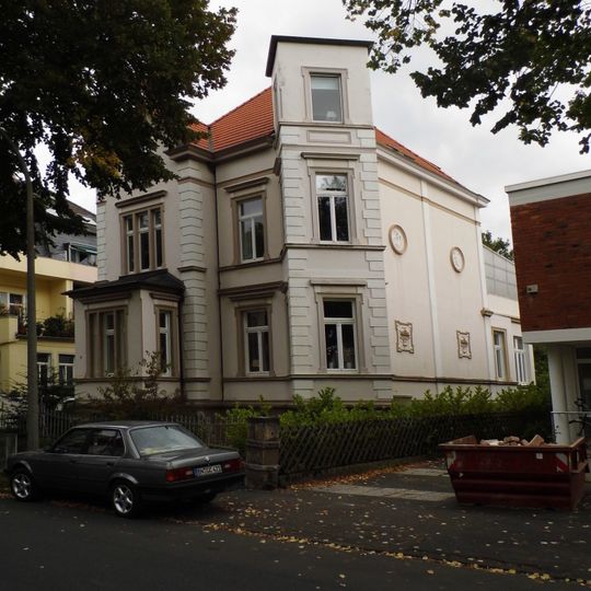 Kronprinzenstraße 30