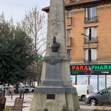 Monument au Général Ladreit de Lacharrière