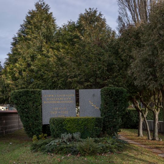 Pomník českým a slovenským rudoarmějcům na Olšanských hřbitovech