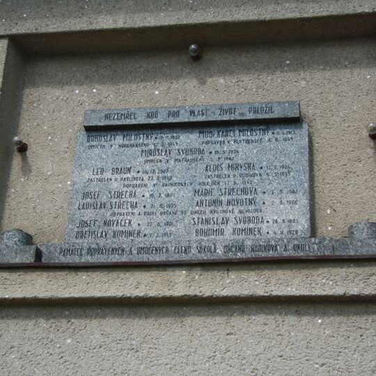 Pamětní deska obětem 2. sv. války v Rudíkově