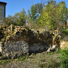 Zřícenina barokní sýpky Oploty