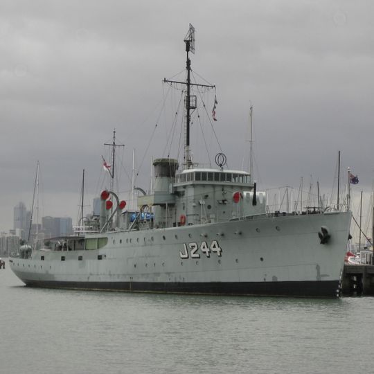 HMAS Castlemaine